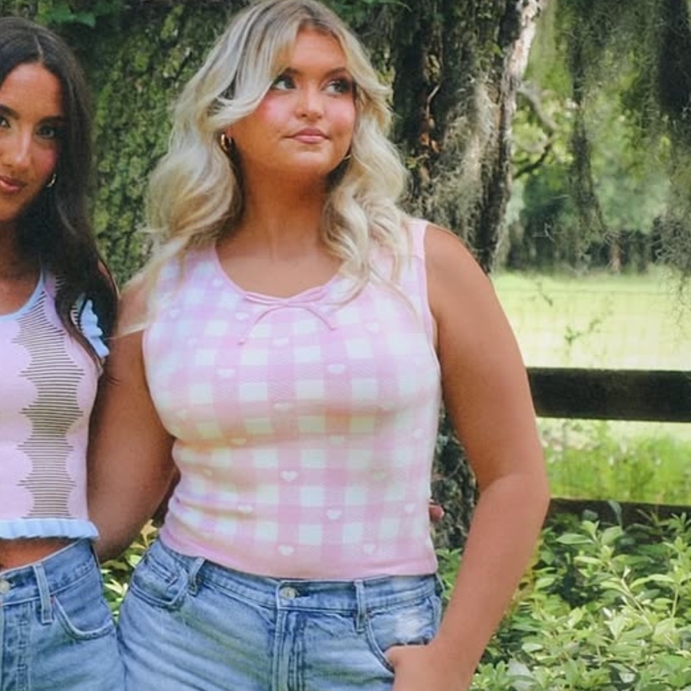 Skull House Designs pink knit tank
